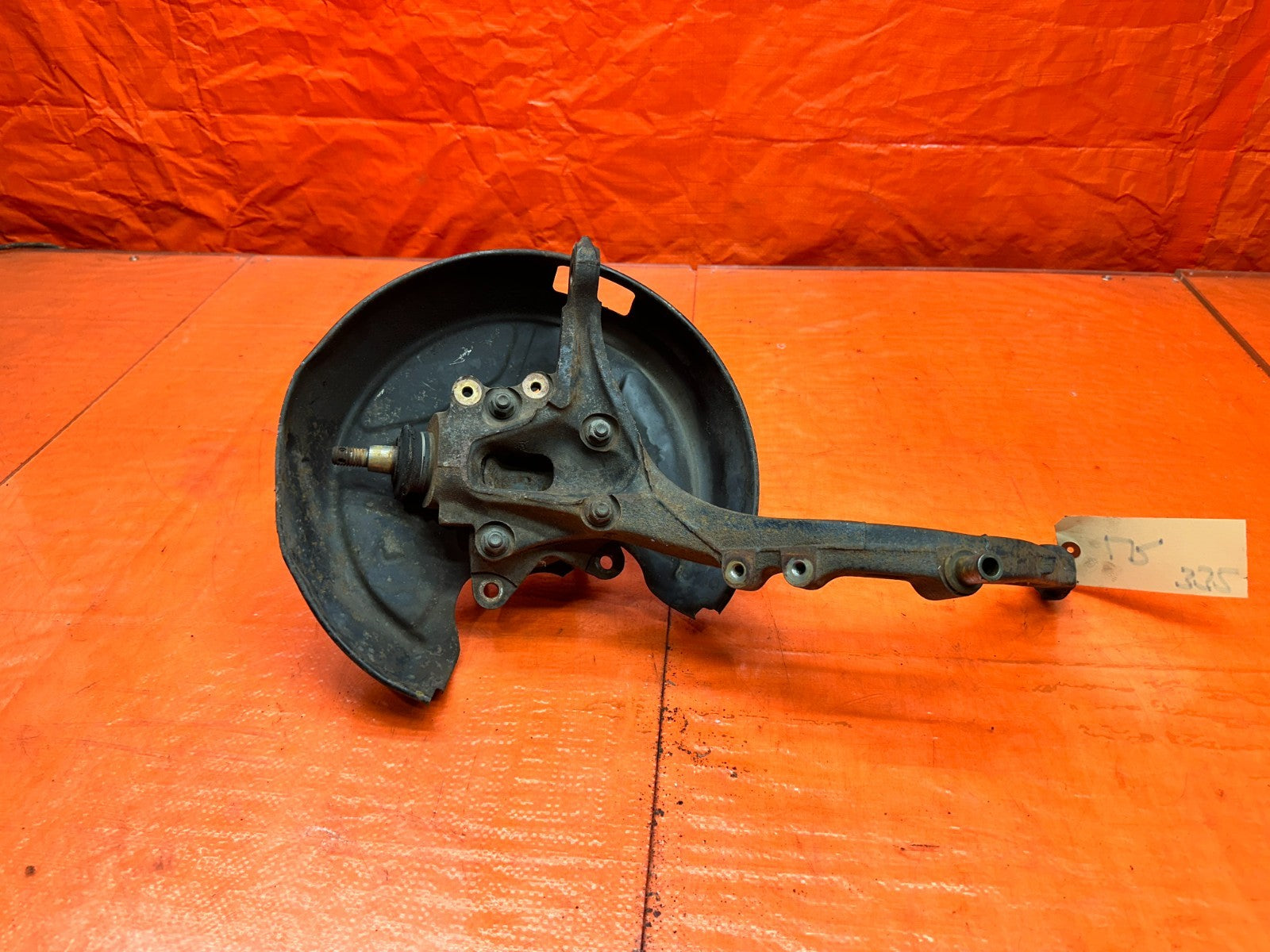 92 96 HONDA PRELUDE LEFT REAR SPINDLE KNUCKLE HUB DRIVER SIDE OEM #3326