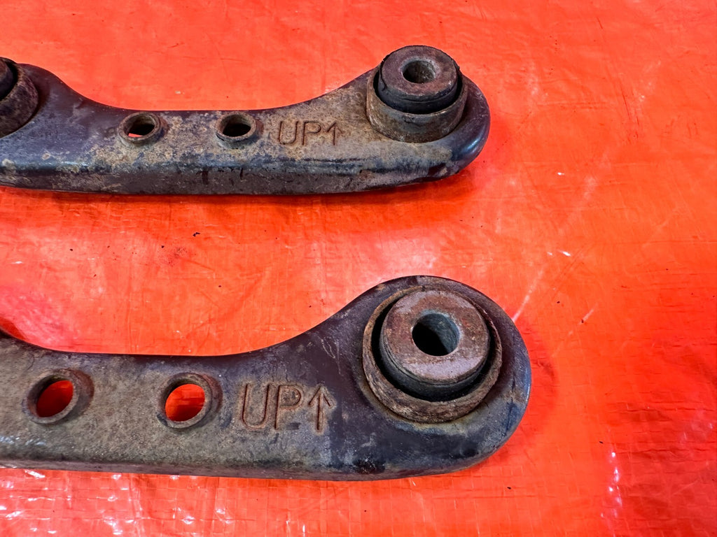 94 01 ACURA INTEGRA   RIGHT REAR UPPER CONTROL & COMPENSATOR ARM SET   OEM #2745
