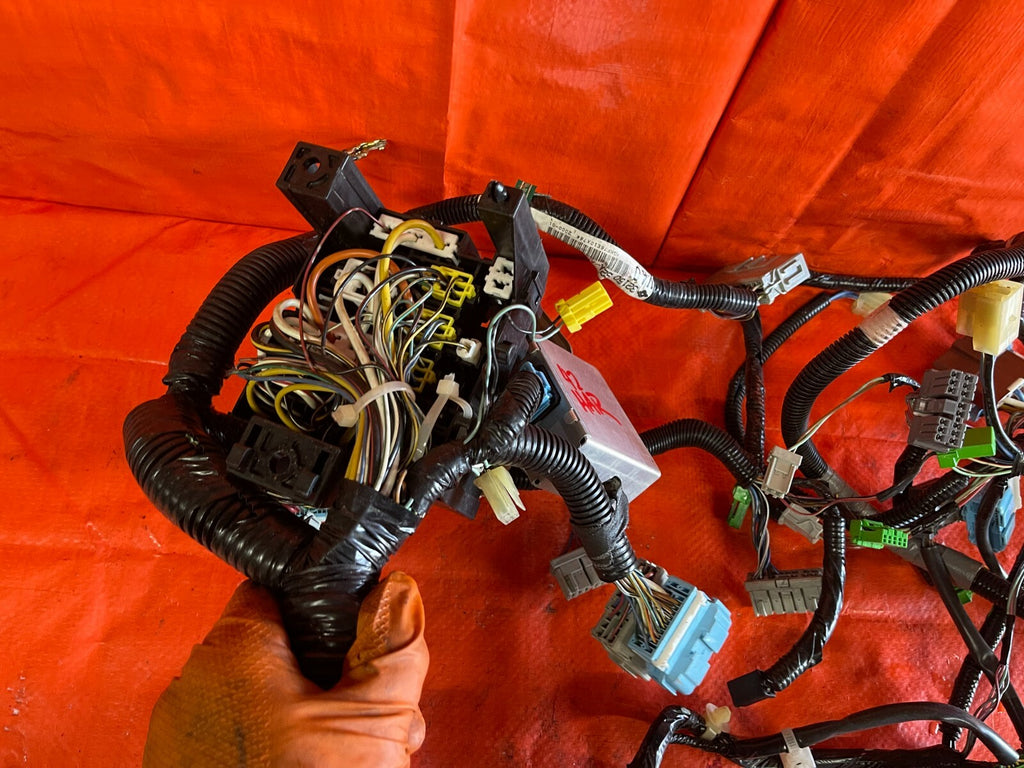 00 01 HONDA S2000   INTERIOR FUSE BOX WIRING HARNESS   32150 S2A A005   OEM OE4
