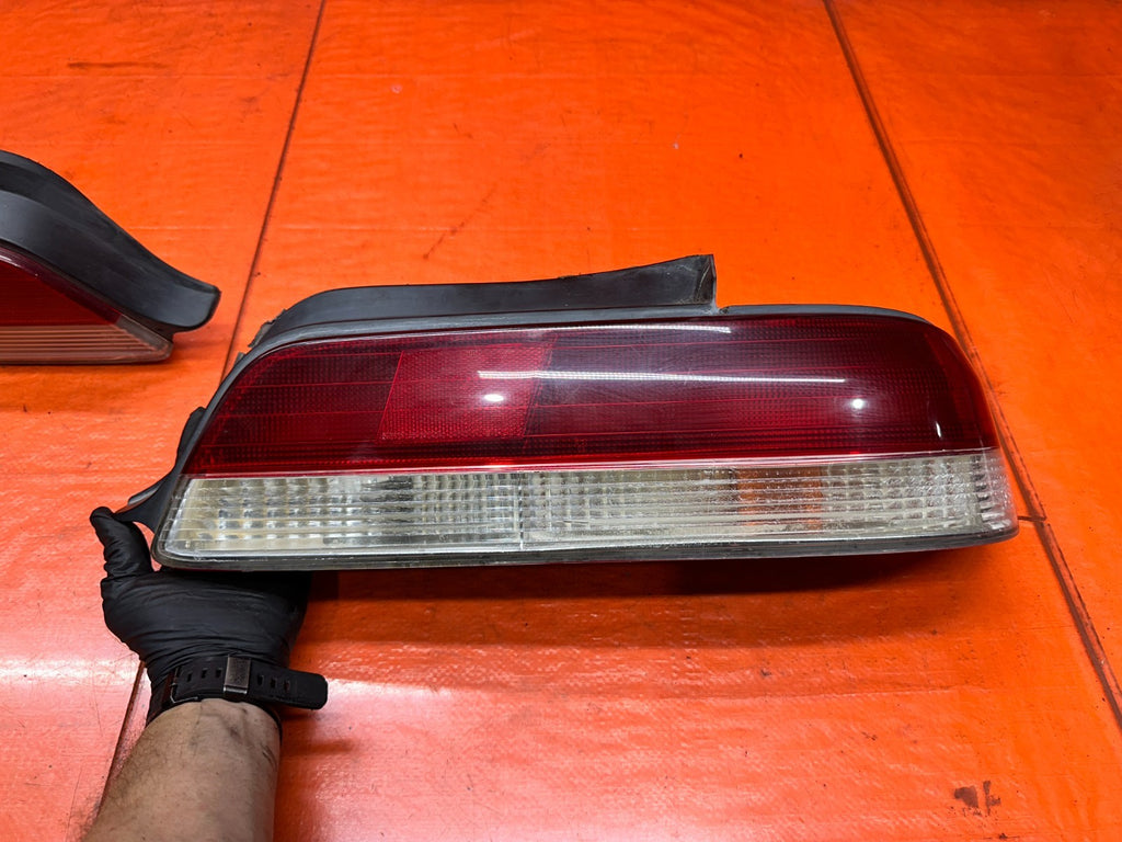 97 01 HONDA PRELUDE 2.2L LEFT RIGHT REAR TAIL LIGHT LAMP ASSEMBLY SET OEM #3364