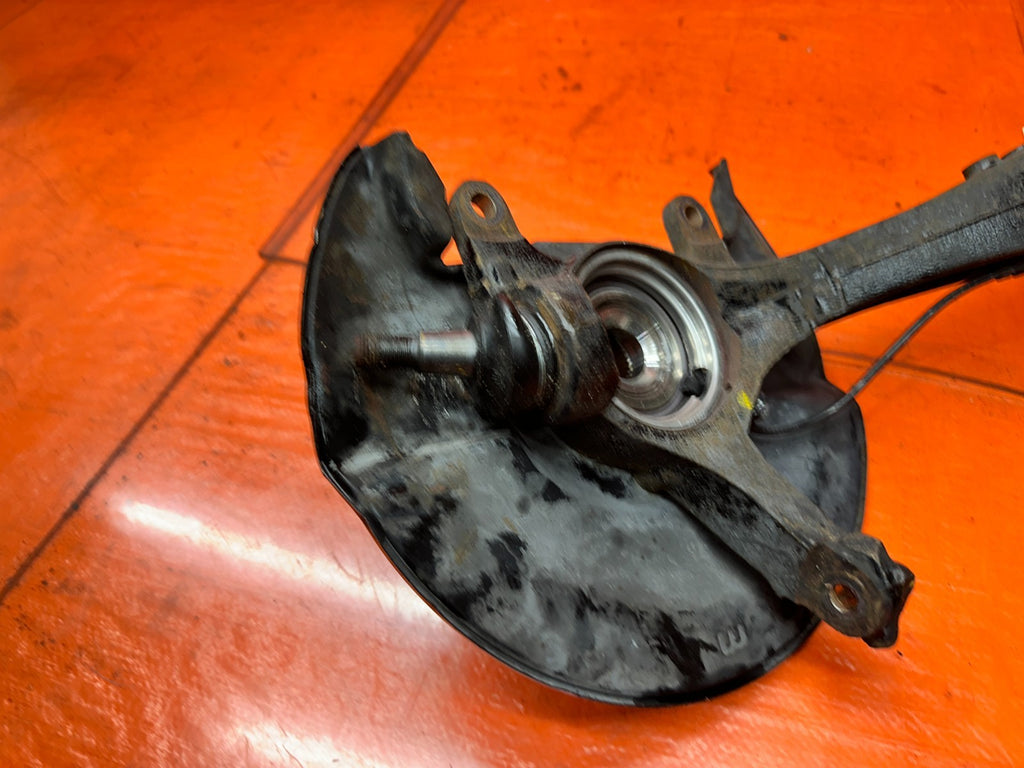 04-08 ACURA TSX 4D 2.4L RIGHT FRONT PASSENGER STEERING KNUCKLE SPINDLE HUB #34214