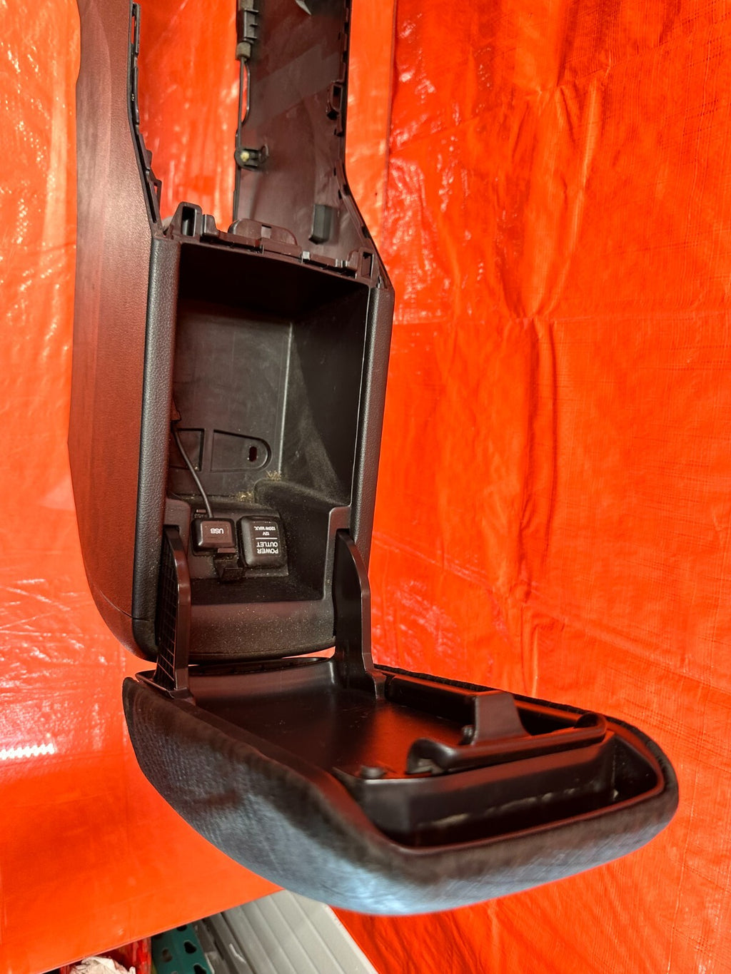 2013 13 HONDA CIVIC SI 2D COUPE   ARM REST / CENTER CONSOLE STORAGE COMPARTMENT8