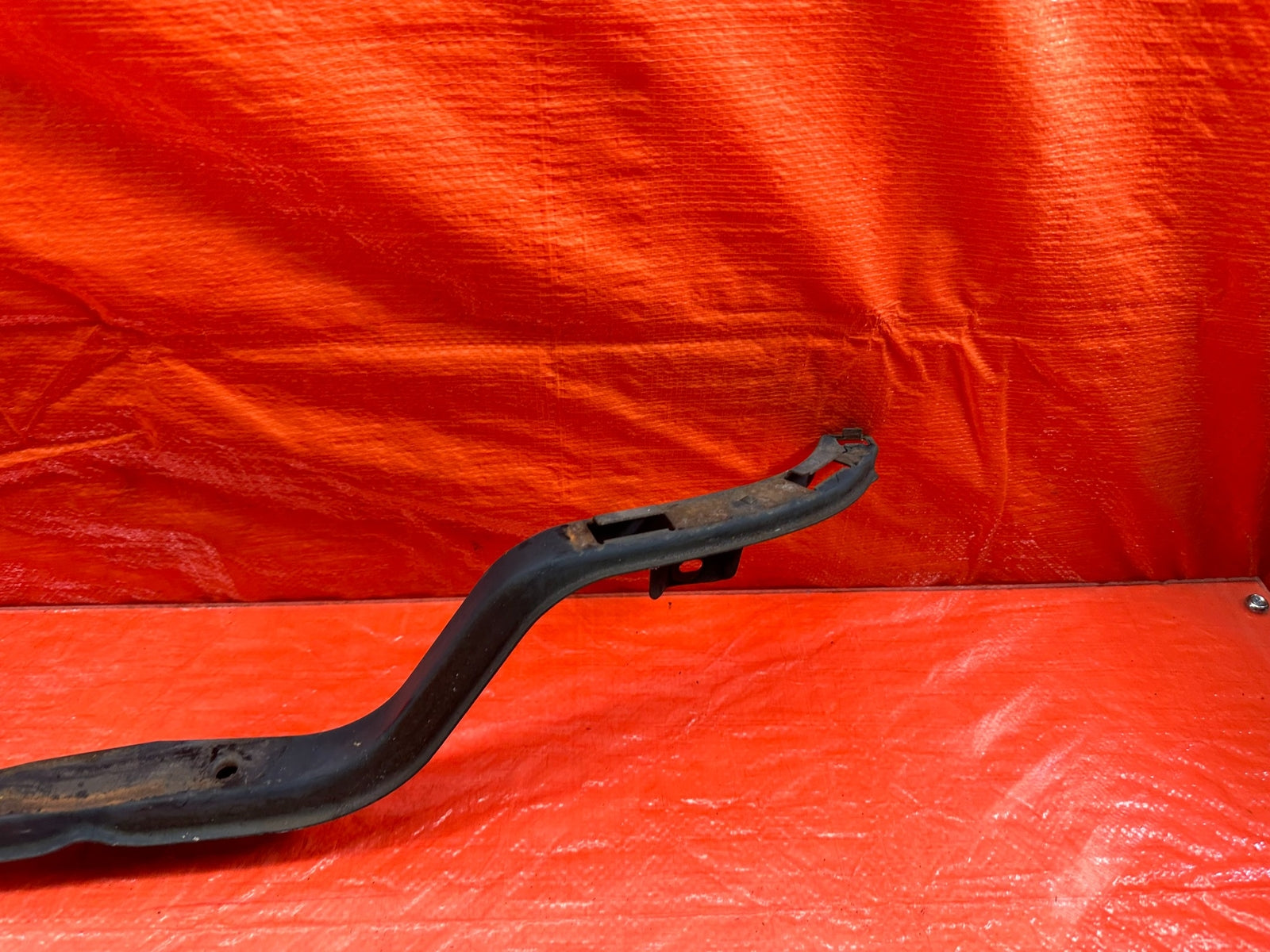 95 98 HONDA ODYSSEY   REAR BUMPER COVER MOUNTING BRACKET   OEM FACTORY #1934