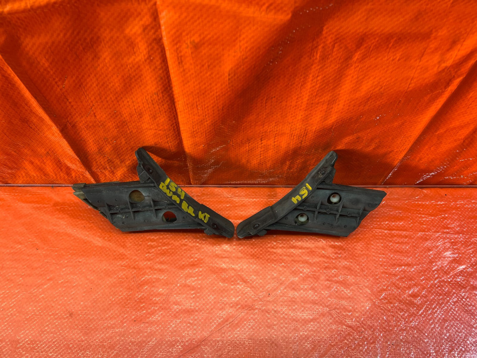 90 93 ACURA INTEGRA REAR BUMPER BRACKET CLIP LEFT RIGHT SPACER RETAINER SET #1547