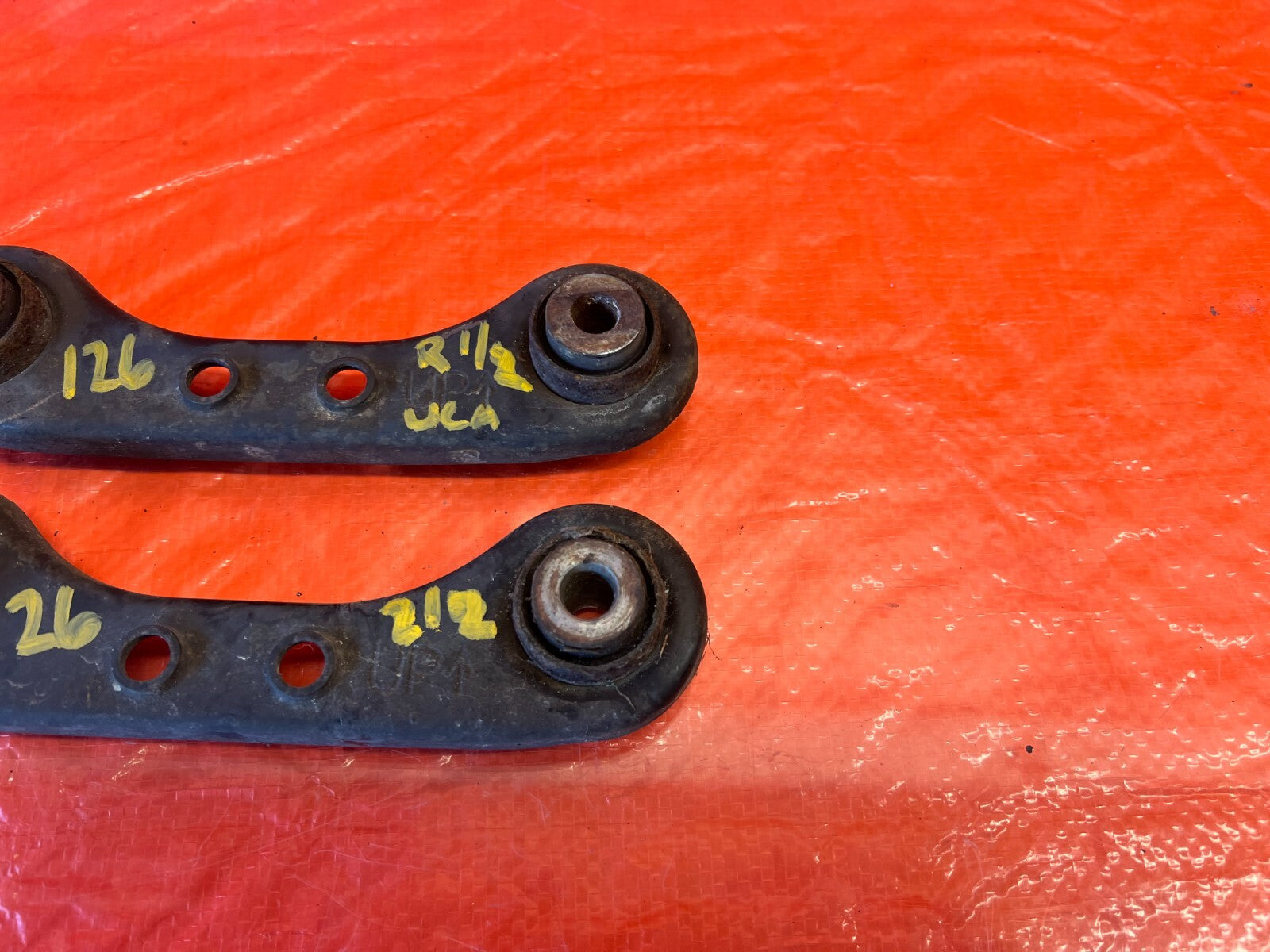 93 97 HONDA DEL SOL   REAR COMPENSATOR ARM SET LEFT RIGHT ARMS OEM OE #1264