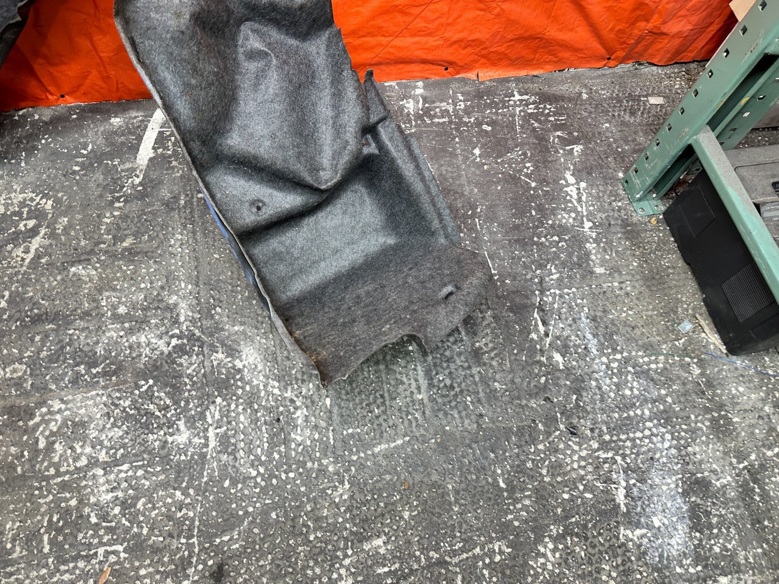94-01 ACURA INTEGRA 4D 1.8L B18B1 REAR TRUNK HATCH CARPET MAT LINER OEM #34111