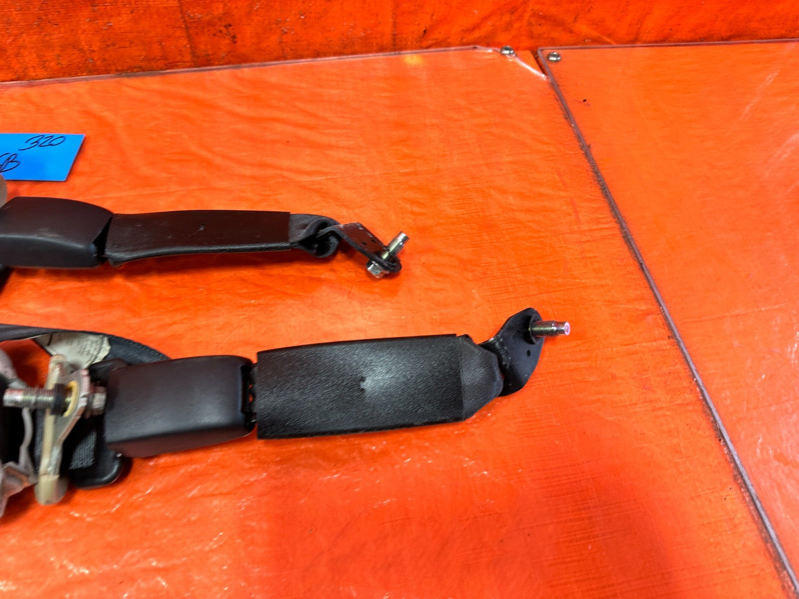 08 15 INFINITI G37 & Q60    2D COUPE   LEFT & RIGHT REAR SEAT BELTS   OEM #3201