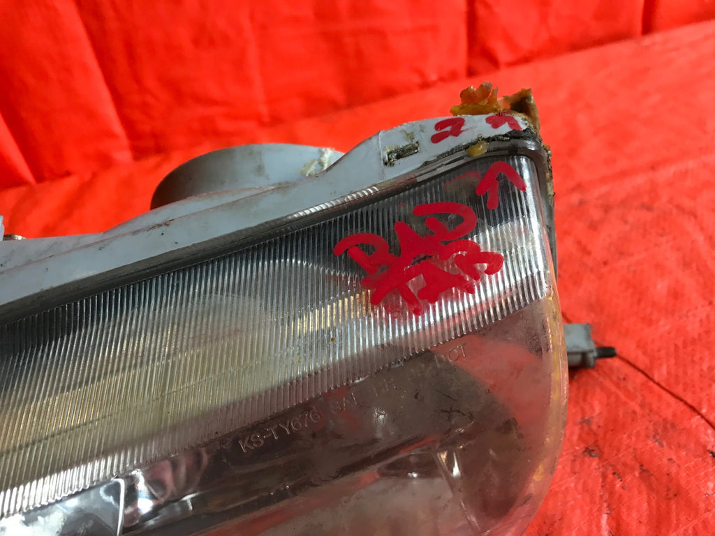 OEM 2001 01 TOYOTA COROLLA DRIVER LEFT HEADLIGHT HEADLAMP L LH4