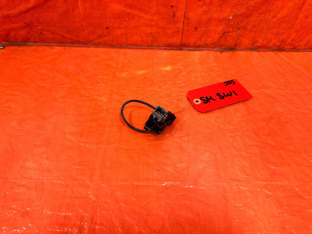 11 14 ACURA TSX   USB ADAPTER PORT   OEM FACTORY #3052