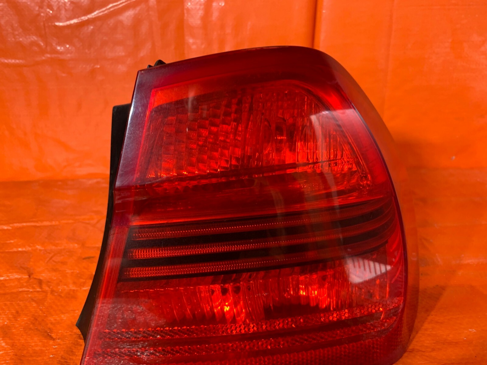 OEM 2007 07 BMW 335Xi 335i AWD SEDAN PASSENGER RIGHT OUTER TRUNK TAIL LIGHT LAMP5