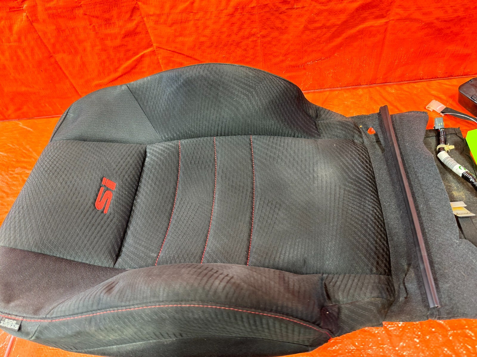 2013 13 HONDA CIVIC SI 2D COUPE RIGHT FRONT UPPER SEAT COVER SKIN OEM 2697
