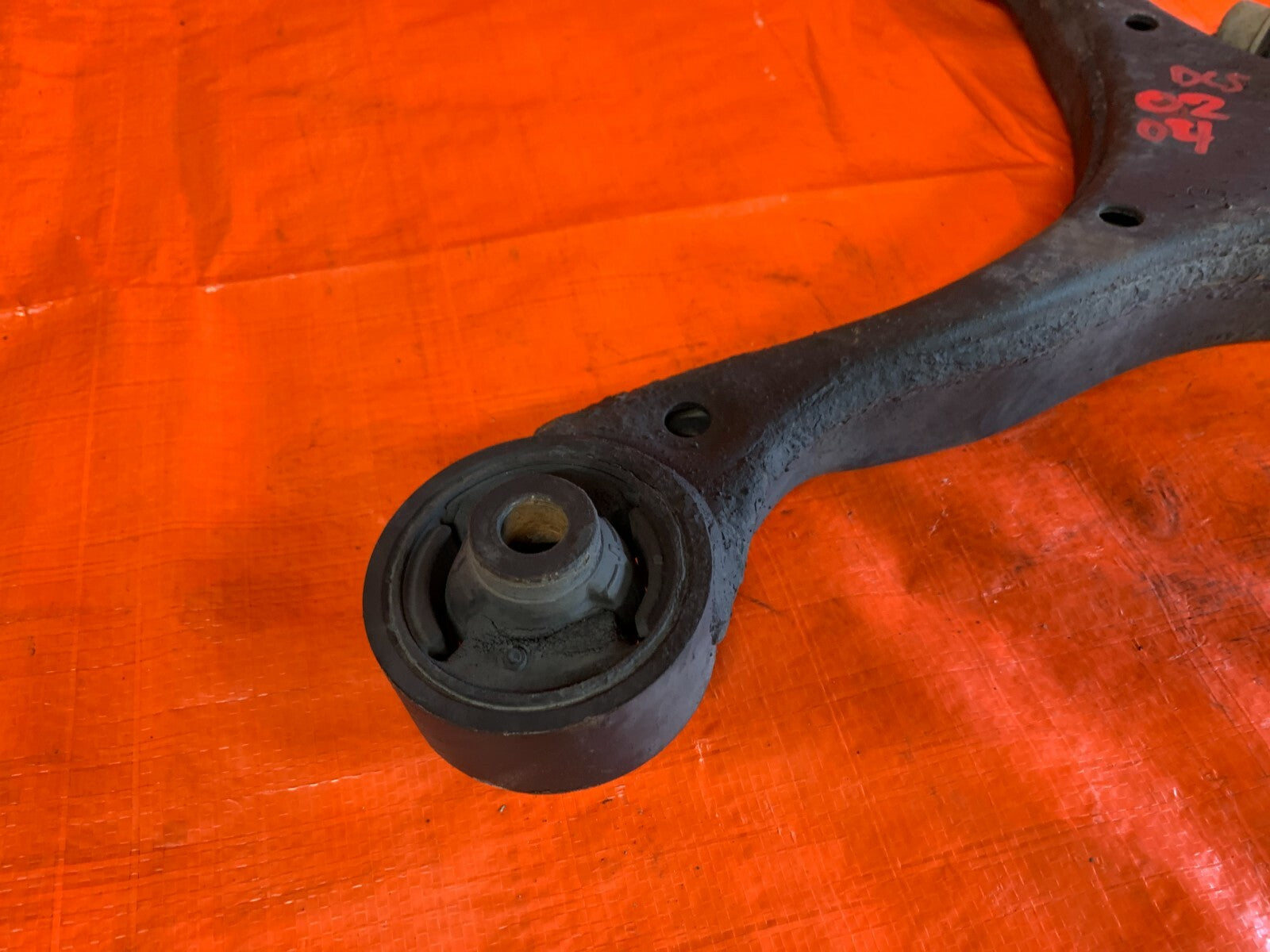 02   04 ACURA RSX TYPE S   PASSENGER RIGHT FRONT LOWER CONTROL ARM _ OEM FACTORY1