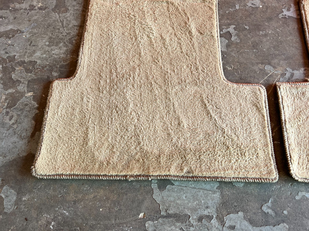 09 14 ACURA TSX   FLOOR MAT SET   IVORY COLOR   LEFT RIGHT FRONT REAR   OEM #15814