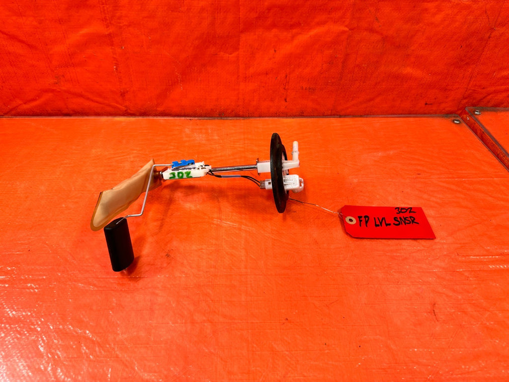 10 16 HYUNDAI GENESIS COUPE GASOLINE GAS FUEL LEVER SENSOR METER UNIT OEM #3020