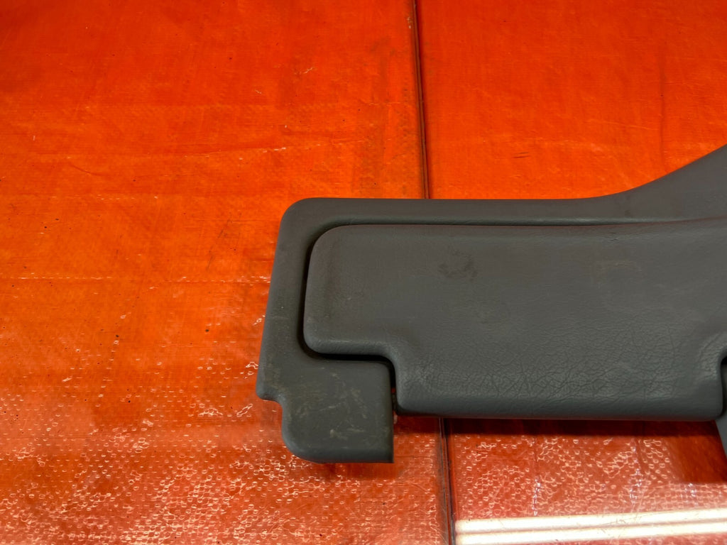 94 95 HONDA DEL SOL   SUN VISOR   PASSENGER RIGHT SIDE   GRAY COLOR   OEM #1466