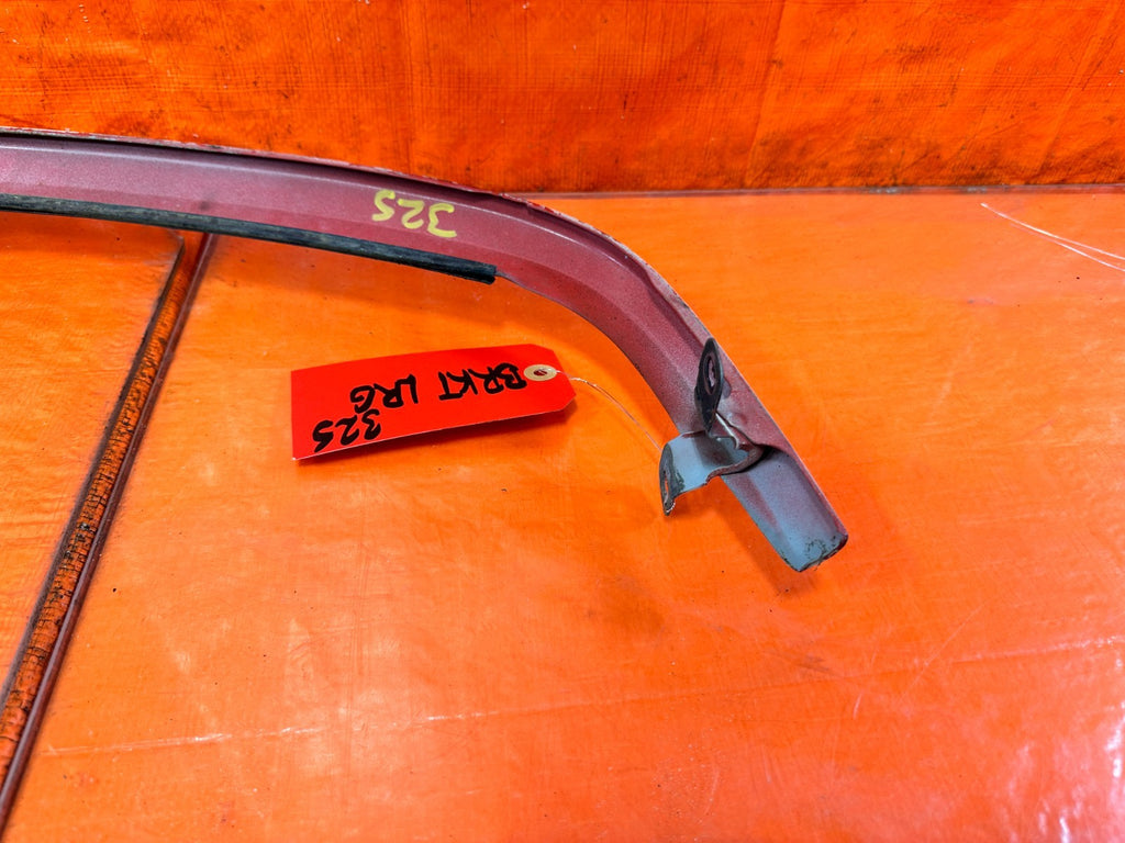 90 91 HONDA CIVIC HATCHBACK   FRONT BUMPER GRILLE INSERT  ASSEMBLY   OEM 32512