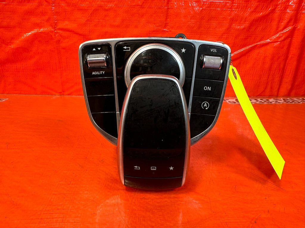 MERCEDES BENZ C CLASS W205 SAT NAV TOUCH PAD CONTROLLER A20590068164