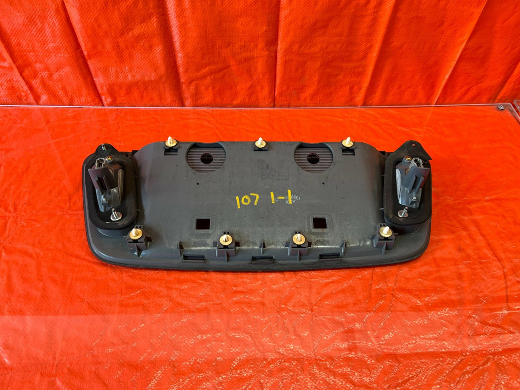 04 06 ACURA TL   REAR TRUNK LID LICENSE PLATE HOLDER TRIM W/ LIGHTS   OEM #1077