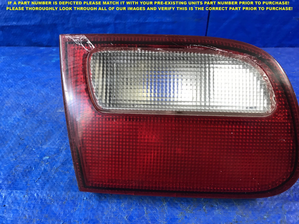 OEM 1992 1993 1994 1995 HONDA CIVIC HATCHBACK DRIVER LEFT TAIL LIGHT L LH2