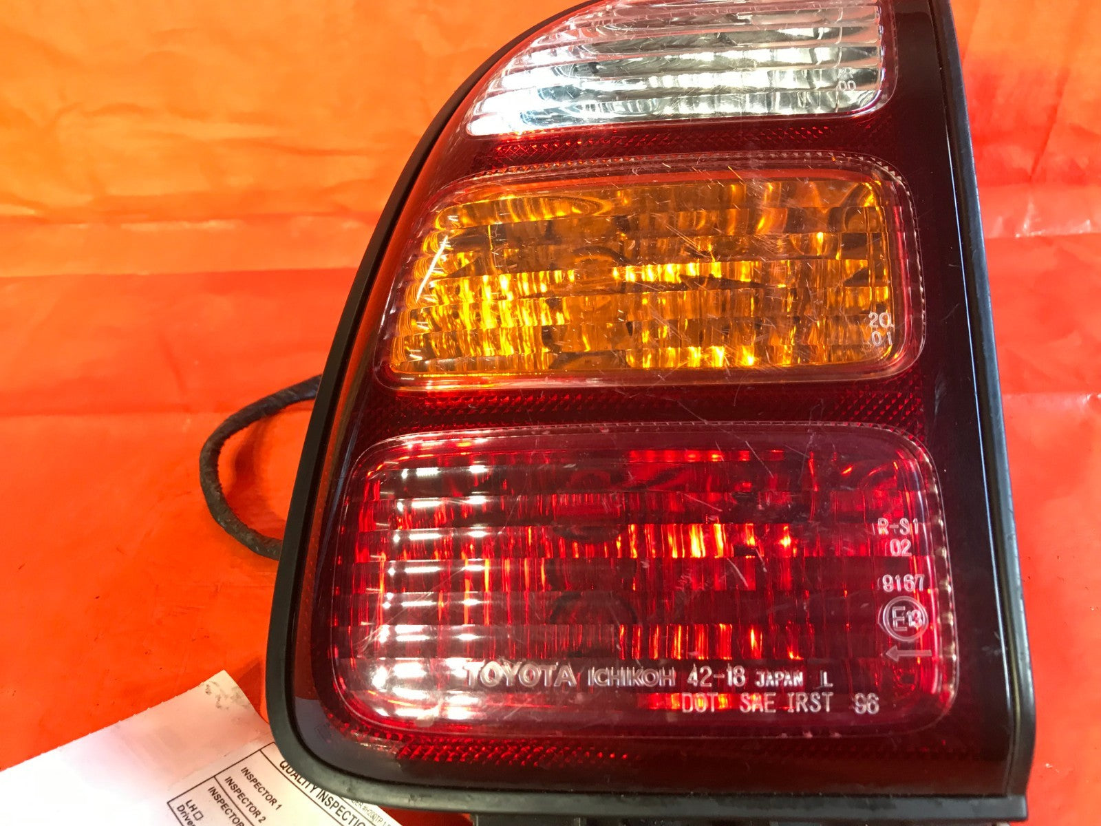 OEM 2004 04 TOYOTA RAV4 RAV 4 DRIVER LEFT TAIL LIGHT LAMP L LH2