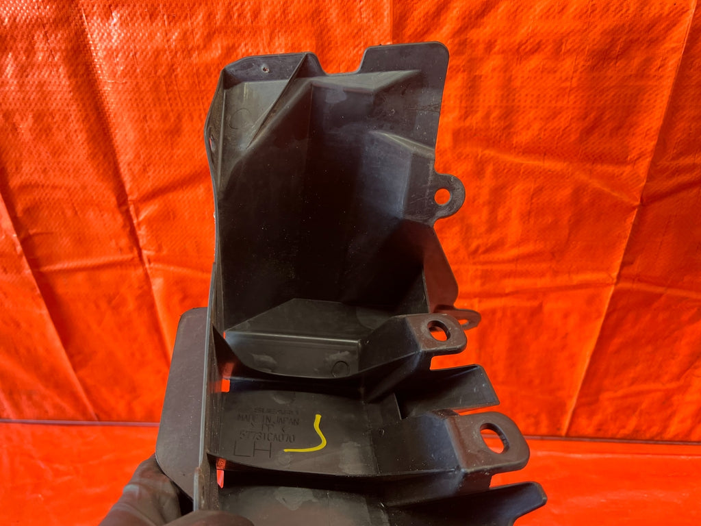 13 16 SCION FRS   17 20 86   LOWER LEFT HAND BUMPER CORNER COVER   OEM #1646