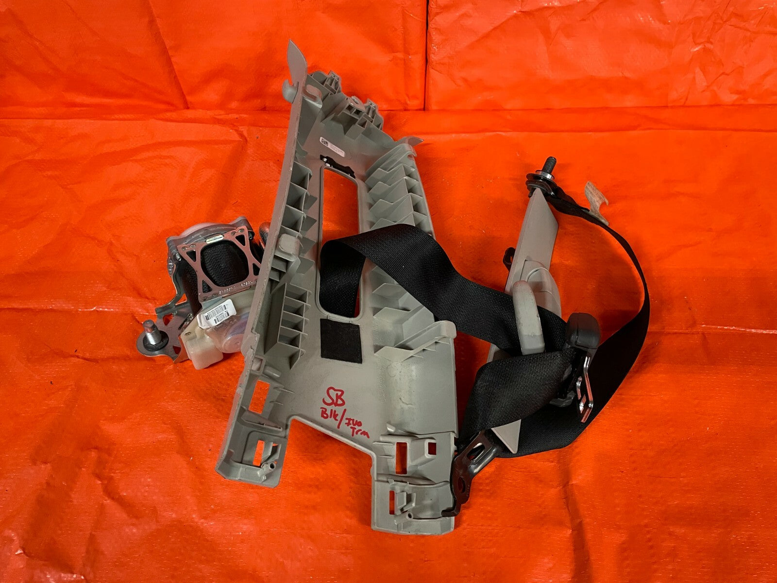 16 18 HONDA CIVIC   SEDAN MODEL   PASSENGER RIGHT FRONT SEAT SAFETY BELT OEM OE8
