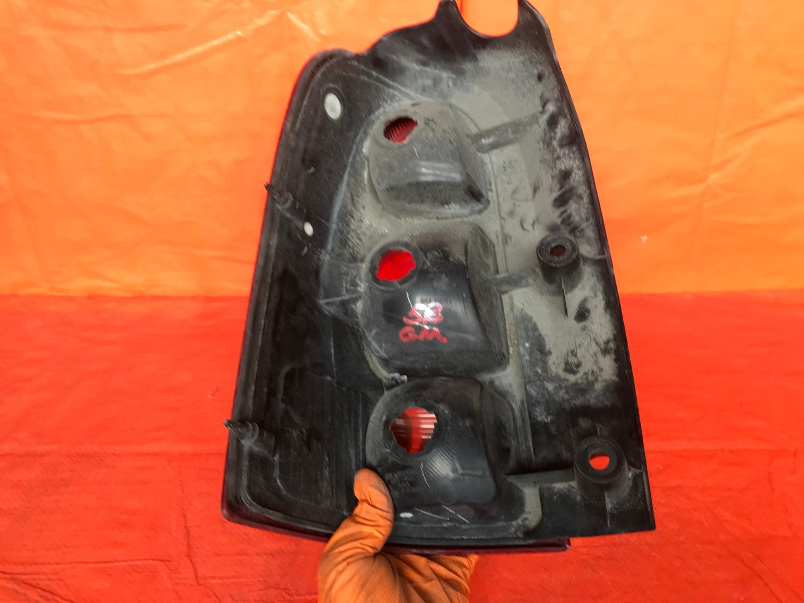 OEM 2005 2006 2007 BUICK TERRAZA PASSENGER RIGHT TAIL LIGHT LAMP 05 06 076