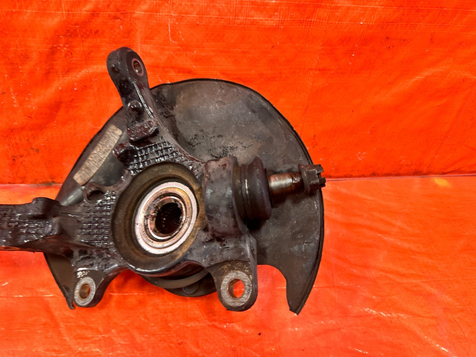 96 00 HONDA CIVIC   CX DX LX   RIGHT FRONT SPINDLE KNUCKLE HUB   OEM #2975