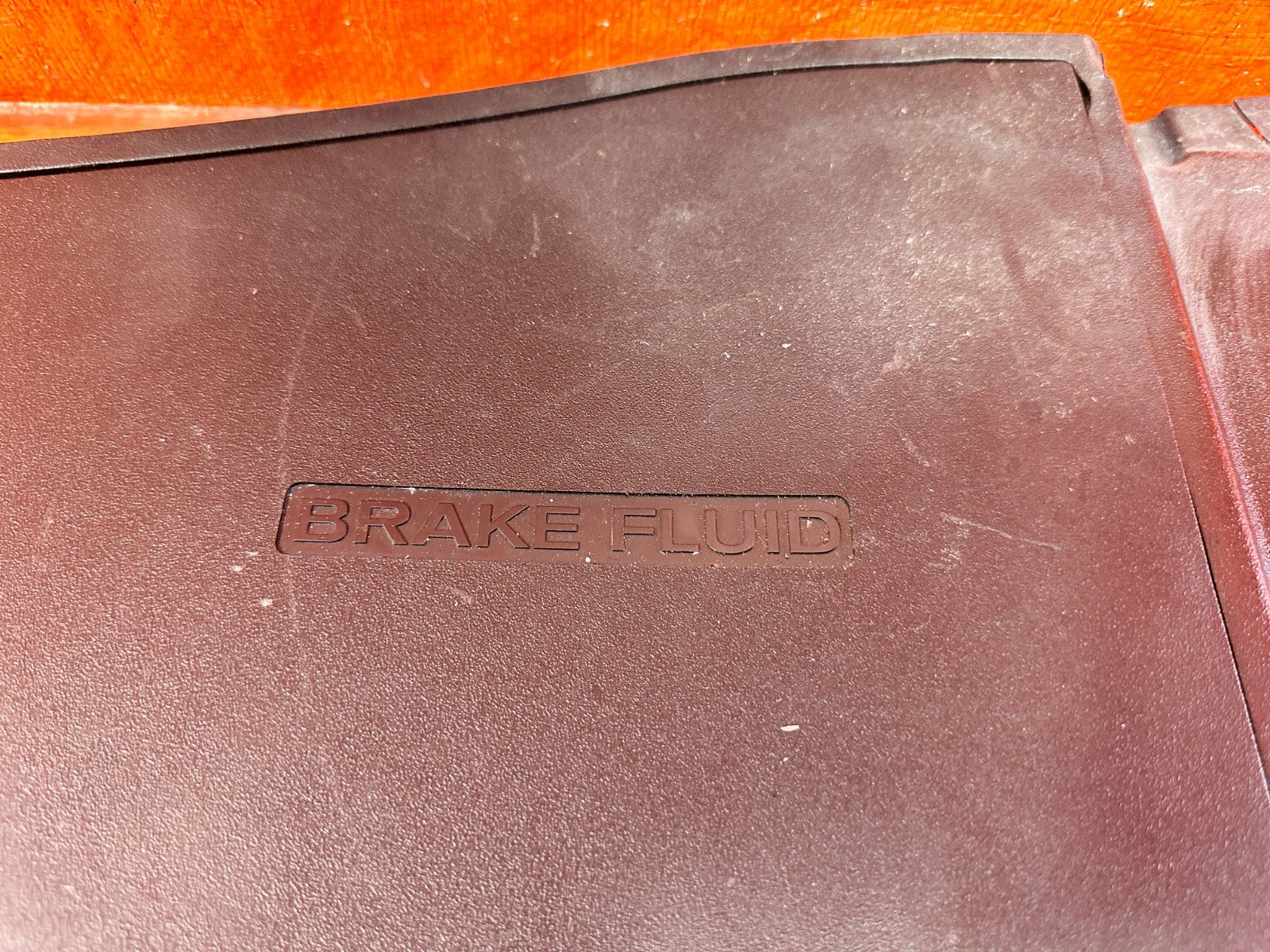 14 20 INFINITI Q50   BRAKE FLUID COVER   OEM #3161