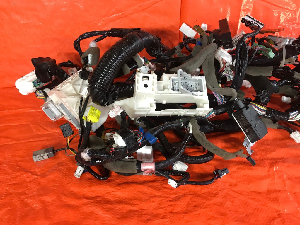 OEM 2017 17 INFINITI Q60   MAIN CHASSIS WIRING HARNESS   PART # 24010 5CH0C4