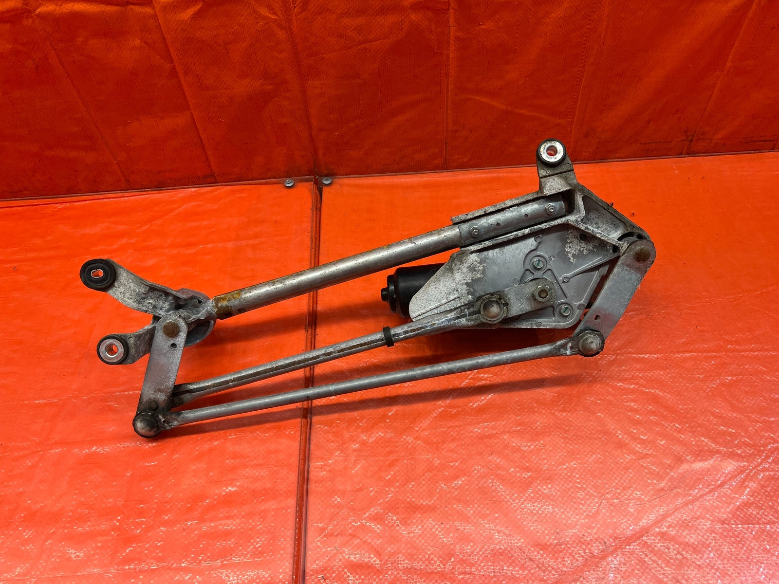 08 12 HONDA ACCORD SEDAN   WINDSHIELD WIPER MOTOR W/ LINKAGE   OEM #1748