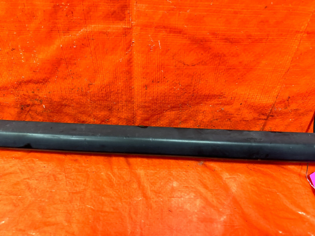 96 00 HONDA CIVIC   SEDAN   DOOR MOLDING IMPACT STRIP   LEFT FRONT SIDE OEM #2972