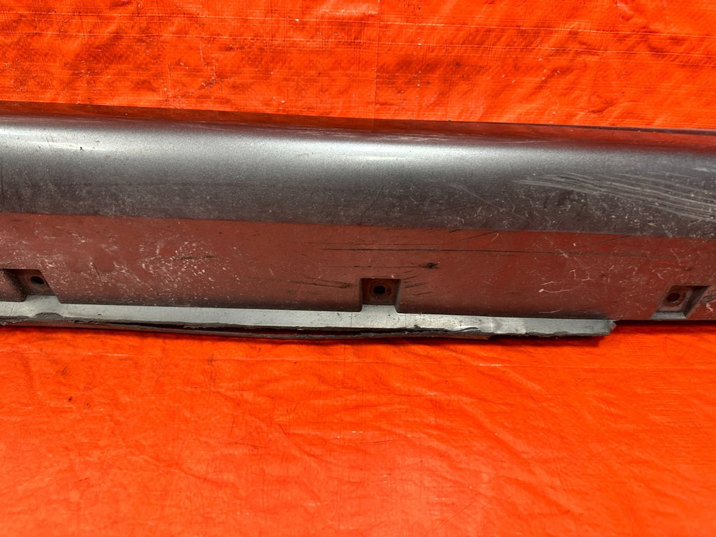 09 13 INFINITI G37 CONVERTIBLE   RIGHT SIDE SKIRT ROCKER MOLDING OEM #3105