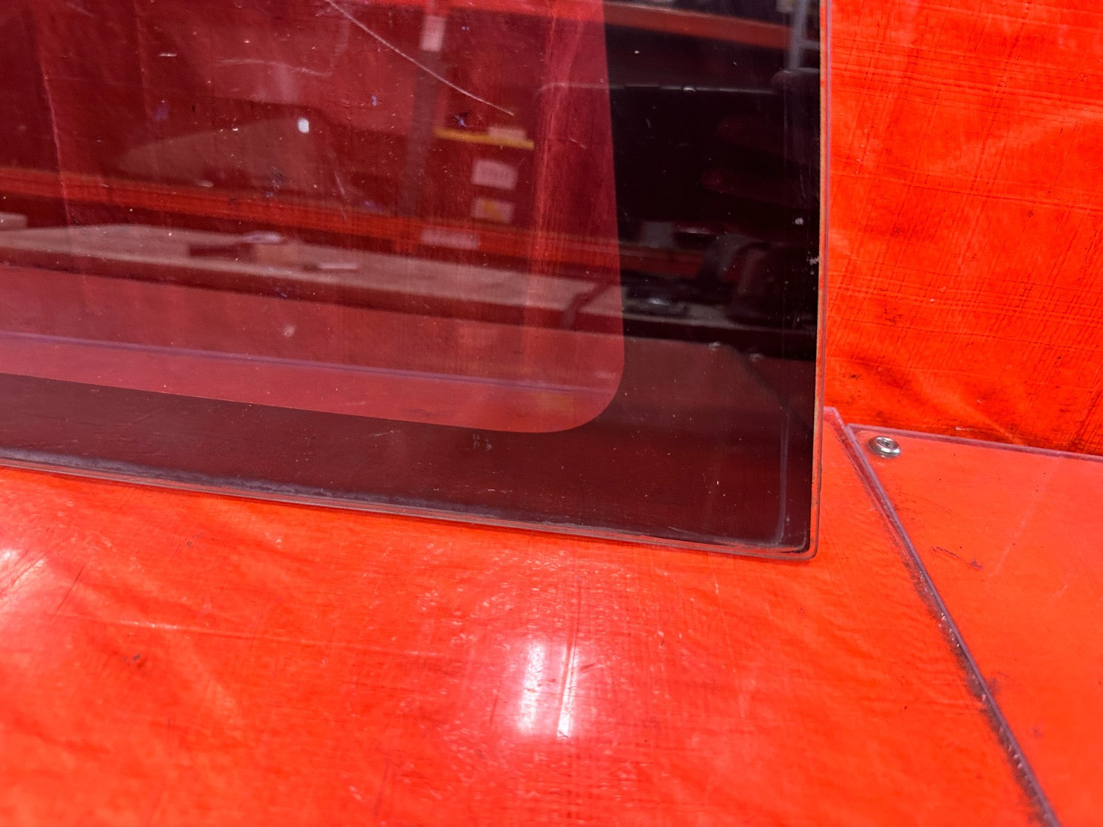 96 00 HONDA CIVIC   2D COUPE PASSENGER RIGHT REAR QUARTER 1/4 GLASS OE OEM #1912