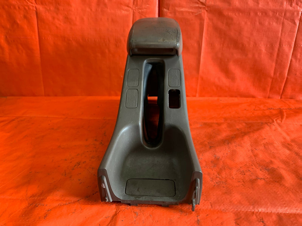 94   01 ACURA INTEGRA   CENTER CONSOLE ARM REST   TAN IN COLOR   OEM FACTORY1