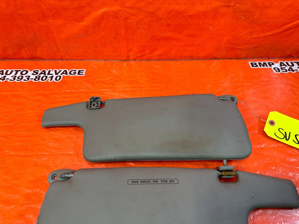 92 95 HONDA CIVIC   LEFT AND RIGHT SUN VISORS PAIR SET   GRAY   OEM #2578