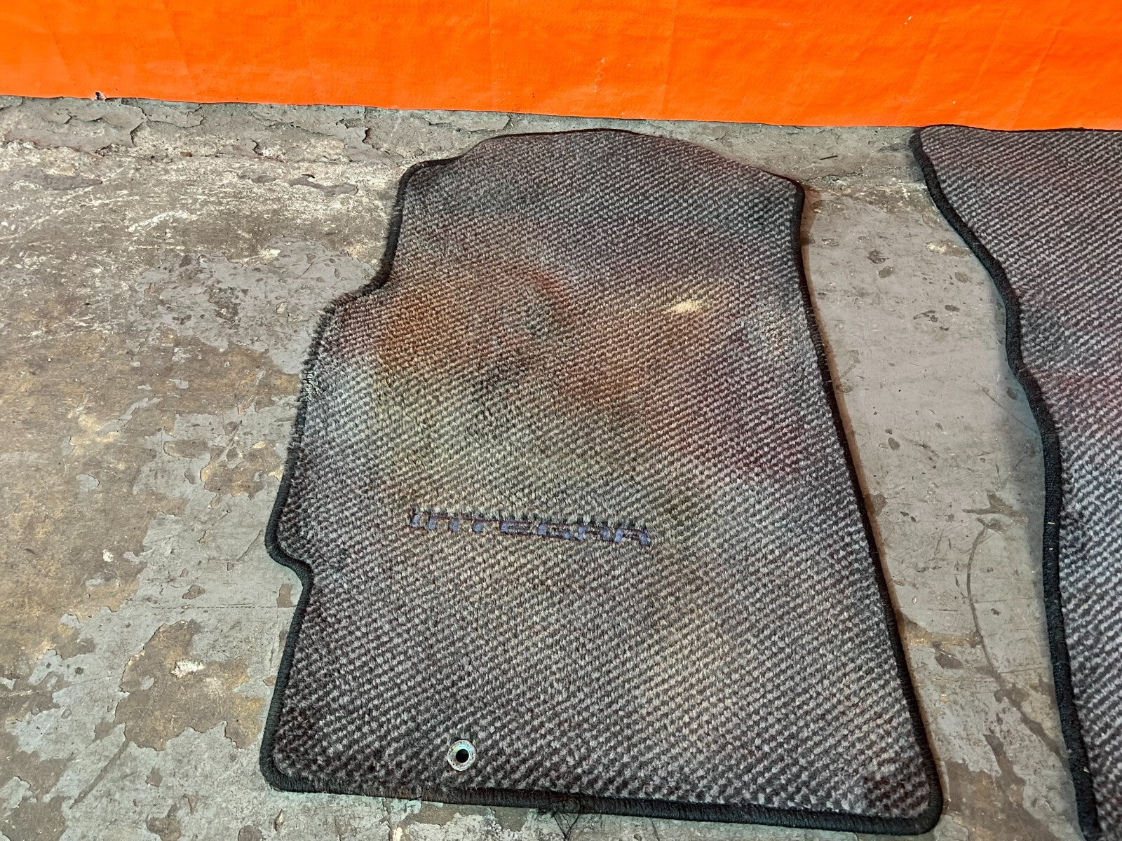 94 01 ACURA INTEGRA 4 DOOR ONLY FULL FLOOR MAT SET FRONT REAR LEFT RIGHT OEM 1487
