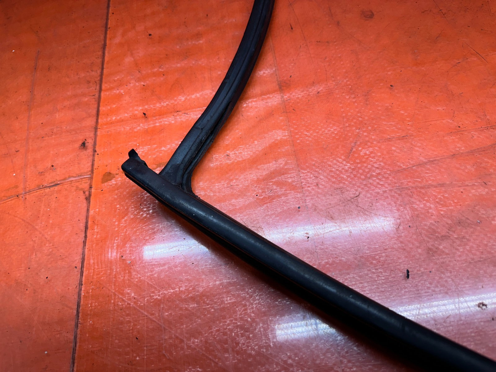 92 96 HONDA PRELUDE LEFT DRIVER DOOR WEATHERSTRIP OEM #33216