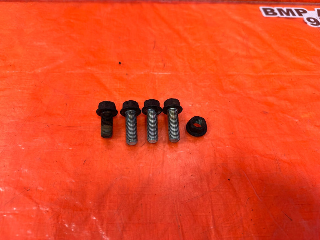 02 06 ACURA RSX   K20A2 K20A3   EXHAUST MANIFOLD HEADER BOLTS HARDWARE   OEM 2540