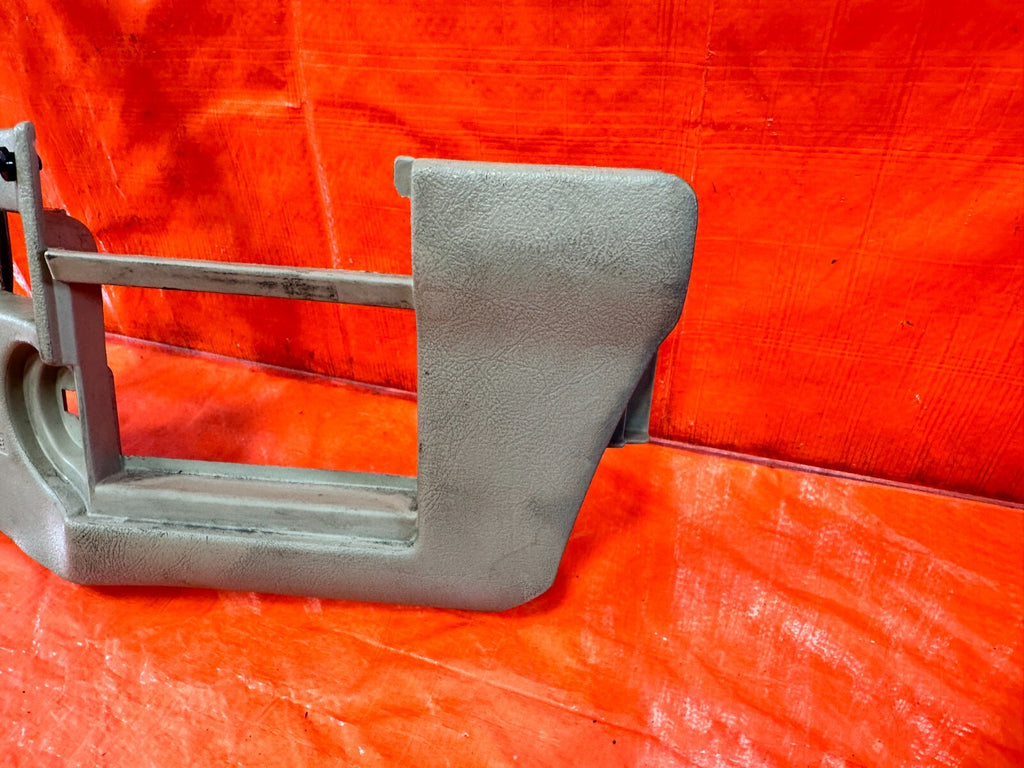 92 96 HONDA PRELUDE   KICK PANEL   DRIVER LEFT SIDE   TAN COLOR   OEM #2734