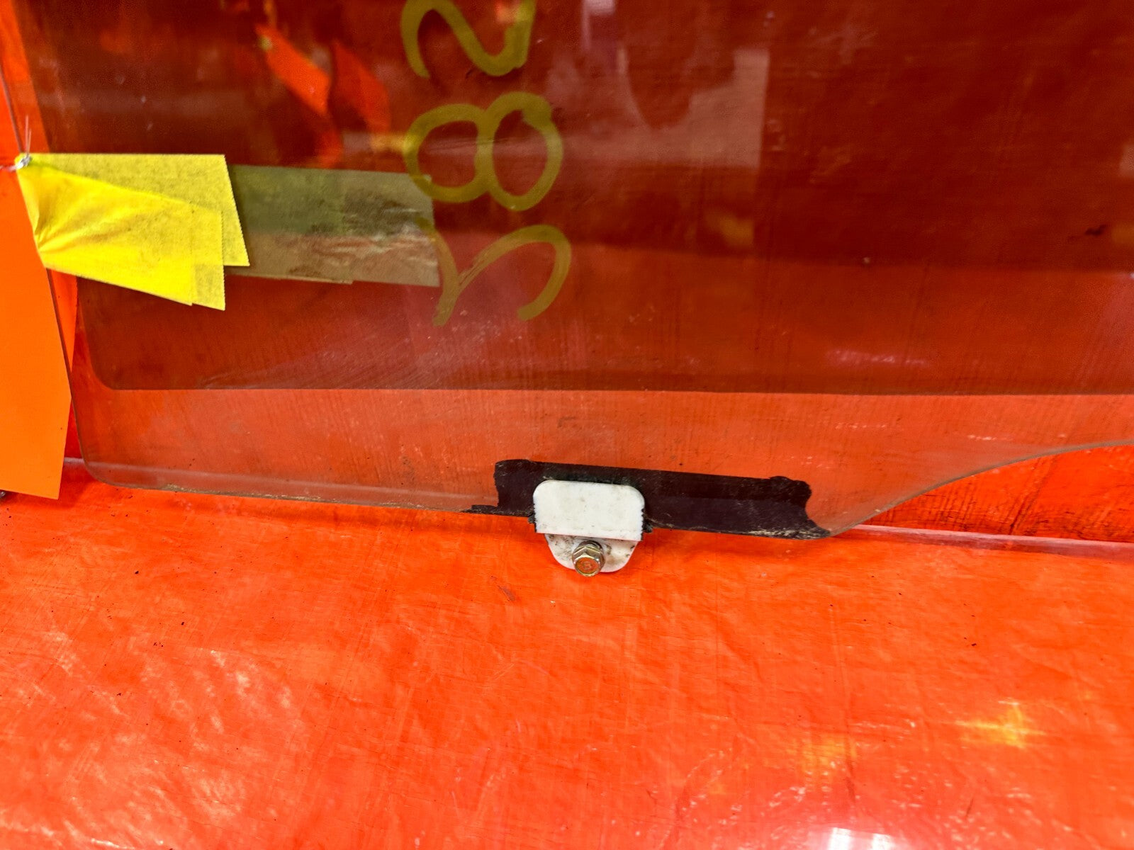 96 00 HONDA CIVIC EX COUPE   PASSENGER RIGHT FRONT DOOR WINDOW GLASS   OEM #28511