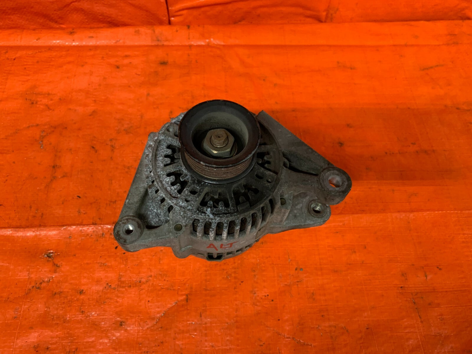 98 02 TOYOTA COROLLA   ALTERNATOR   27060 0D010 84   OEM OE FACTORY2