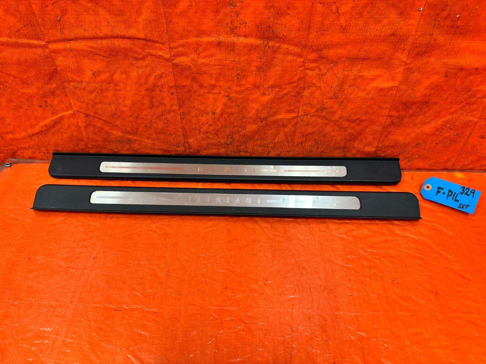 09 15 INFINITI G37 CONVERTIBLE LEFT AND RIGHT FLOOR PILLARS SCUFF PLATE SET 3292