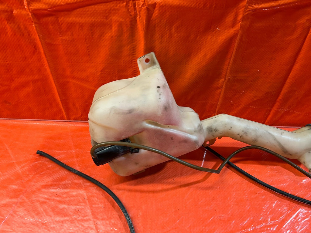96 00 HONDA CIVIC WINDSHIELD WIPER RESERVOIR TANK W/ MOTOR & CAP & LINES OEM #975
