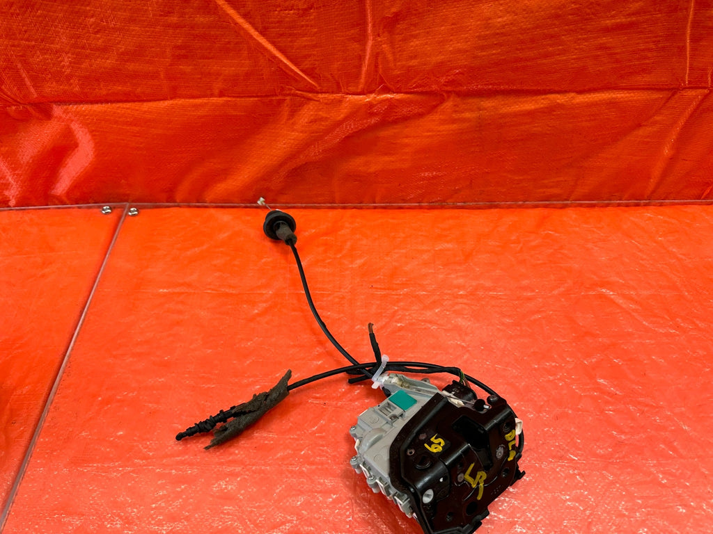 10 16 PORSCHE PANAMERA   DRIVER LEFT REAR   DOOR LOCK ACTUATOR   OEM FACTORY #657