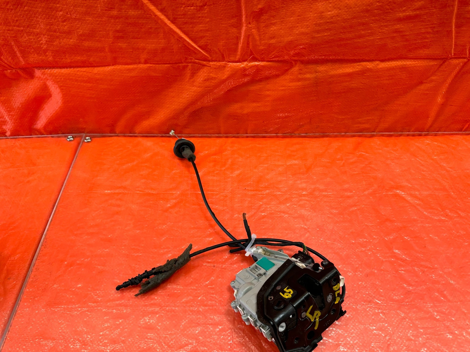 10 16 PORSCHE PANAMERA   DRIVER LEFT REAR   DOOR LOCK ACTUATOR   OEM FACTORY #657