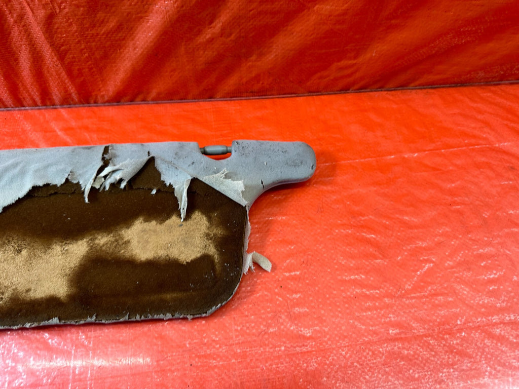 96 00 HONDA CIVIC   SUN VISOR   PASSENGER RIGHT SIDE   GRAY   OEM #201    WEAR4
