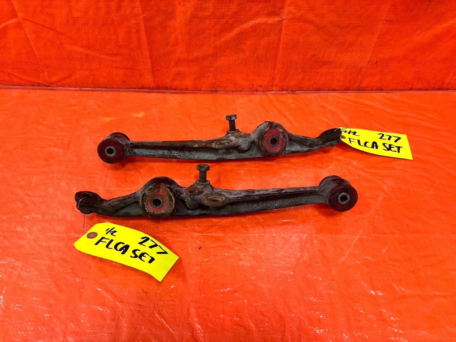 88 91 HONDA CRX   FRONT LOWER CONTROL ARM SET   LEFT & RIGHT ARMS    OEM #2775
