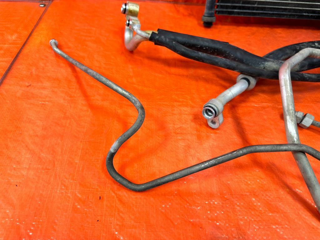 97 01 HONDA CR V CRV COMPLETE AIR CONDITIONING AC LINE SET W/ CONDENSER FAN 30114