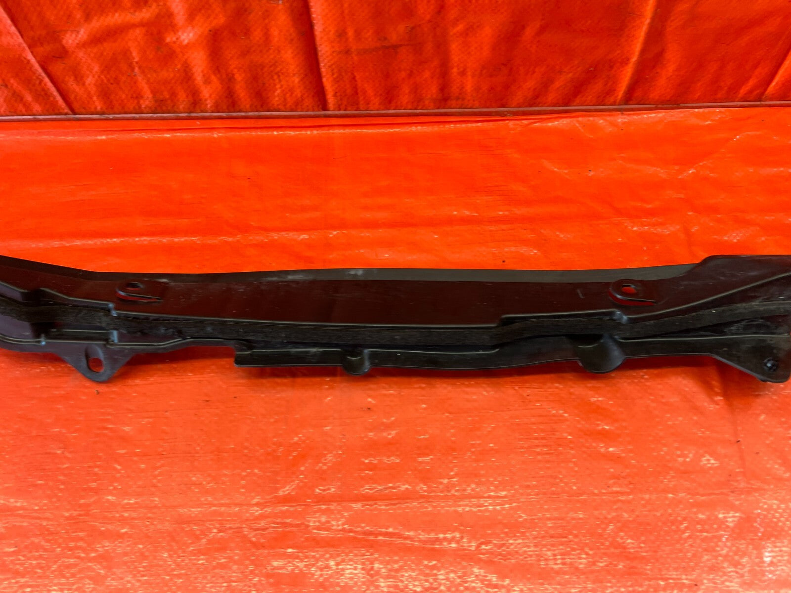 09 14 ACURA TSX   PASSENGER RIGHT FRONT LOWER FENDER TRIM   OEM #1585